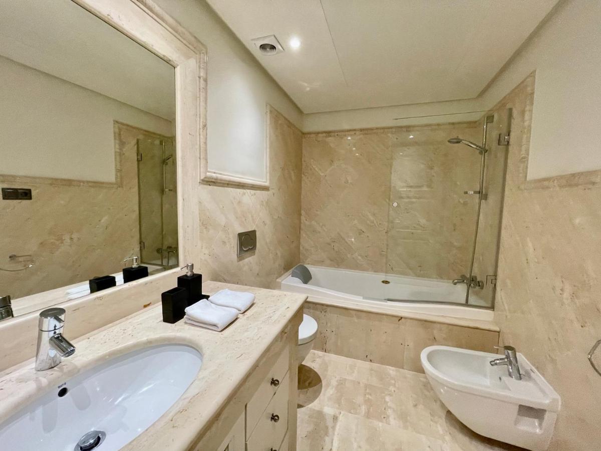 Doncella Beach , Apartamento Con Vistas Al Mar Estepona Eksteriør bilde