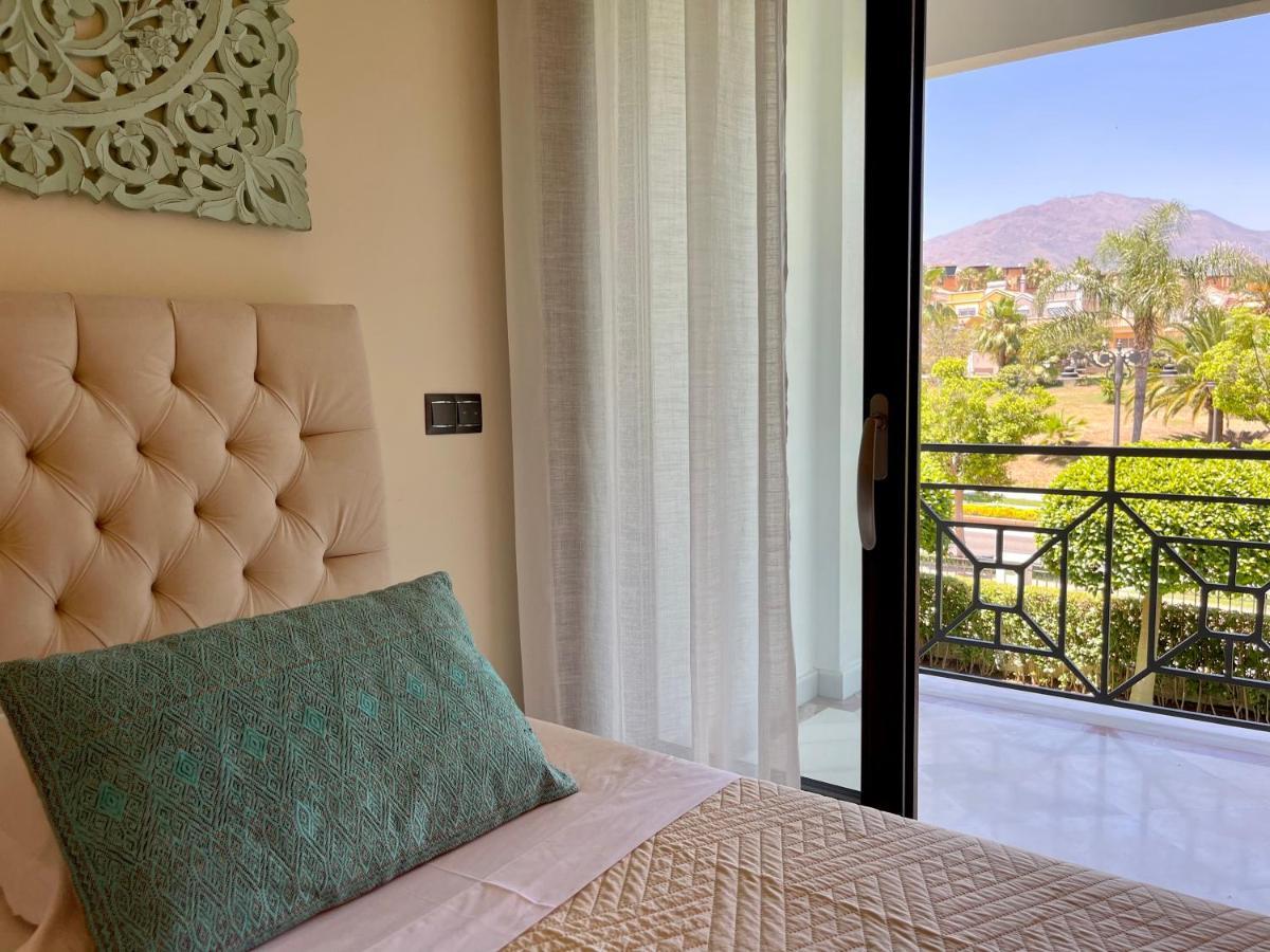 Doncella Beach , Apartamento Con Vistas Al Mar Estepona Eksteriør bilde